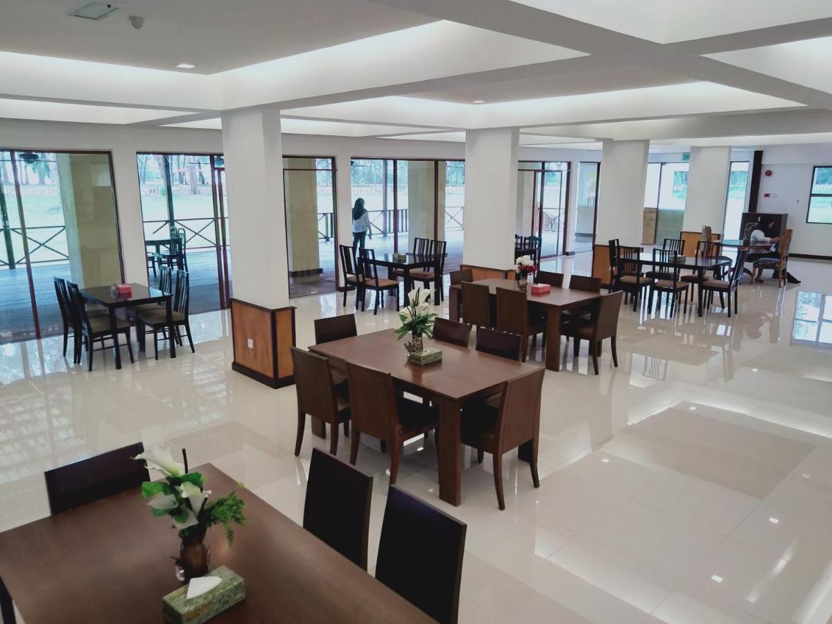Temu Primula Hotel Kampong Seberang Timor Exterior photo